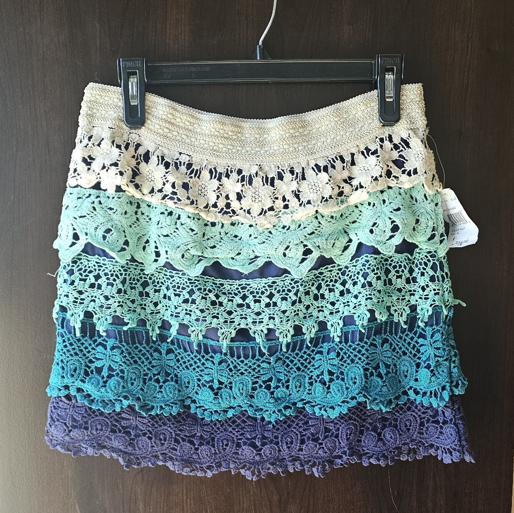NWT Multicolor Lace Tiered Skirt